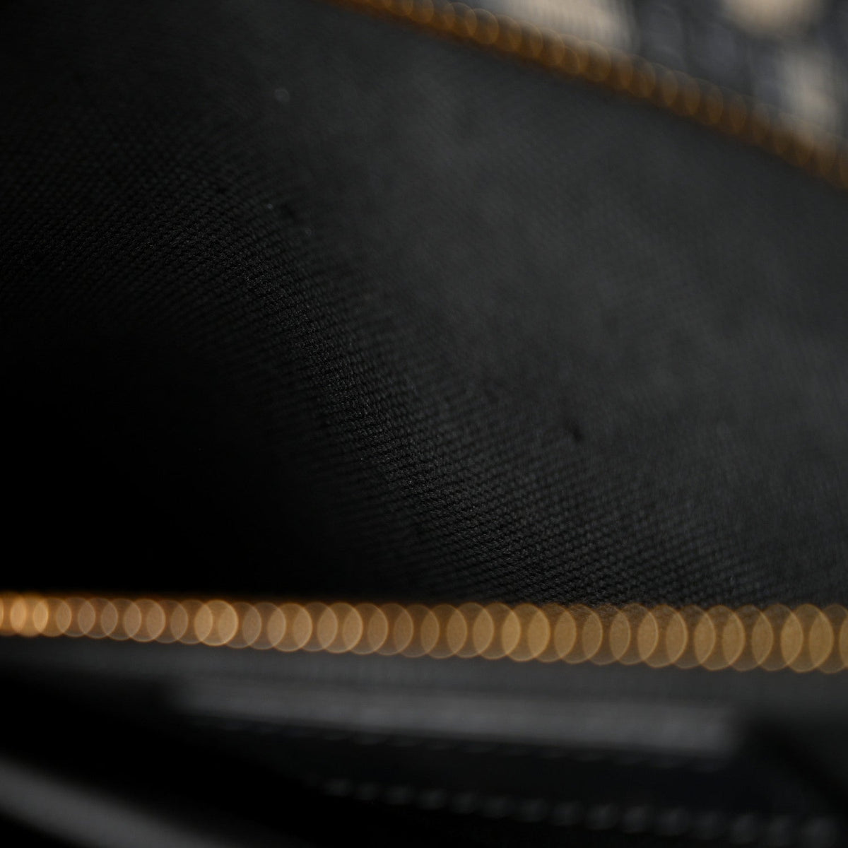 Oblique 30 Montaigne Flap Bag Blue
