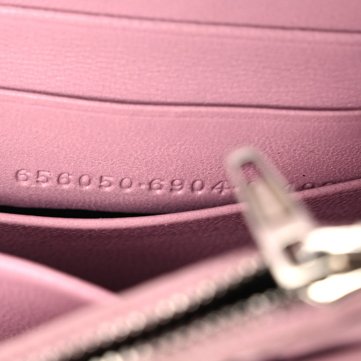 Shiny Calfskin Crocodile Embossed Hourglass Chain Bag Powder Pink