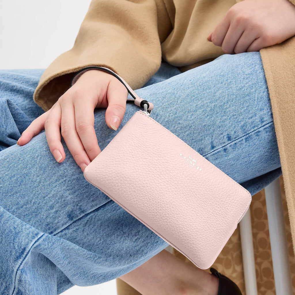 Coach Outlet Corner Zip Wristlet