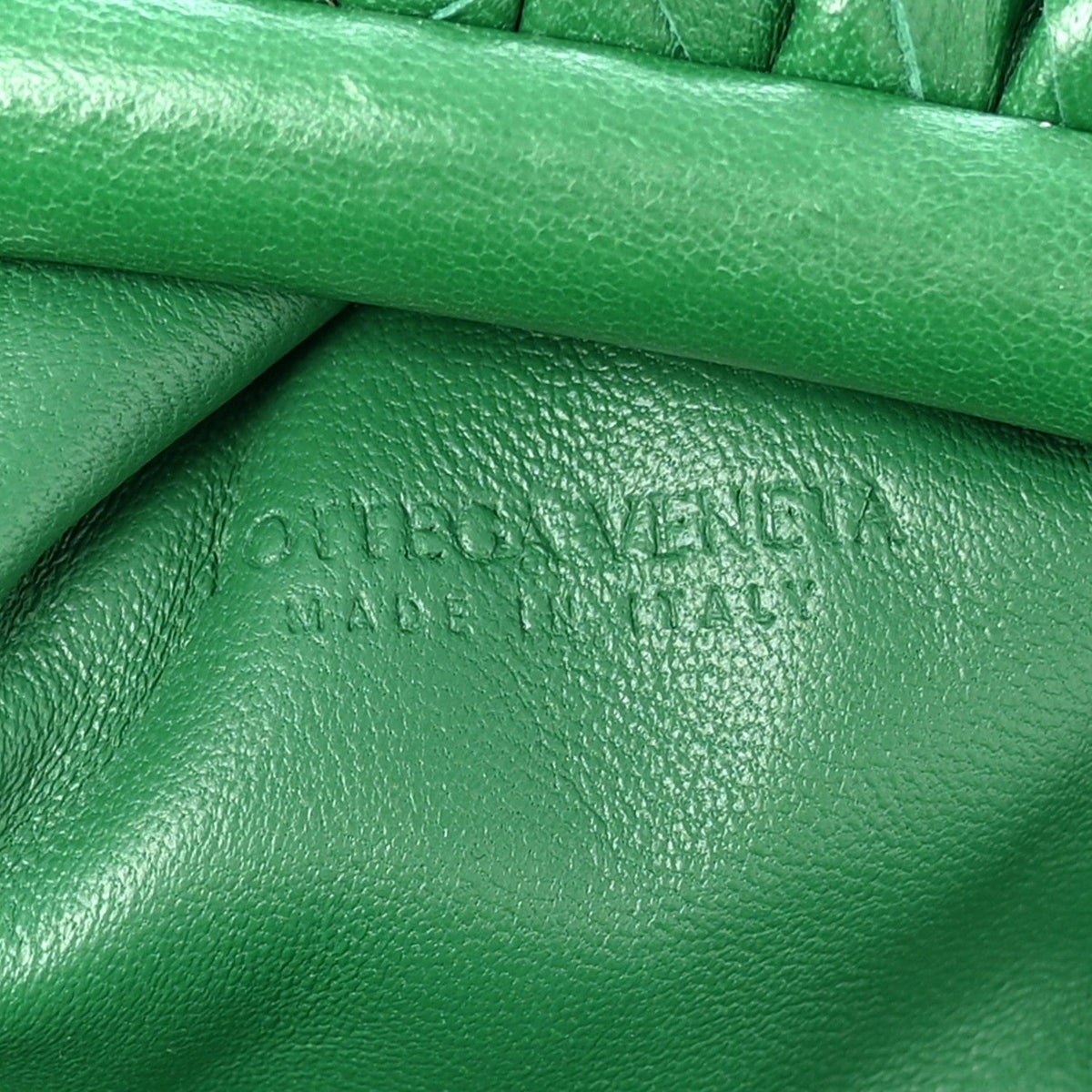 Nappa Intrecciato The Mini Pouch Racing Green
