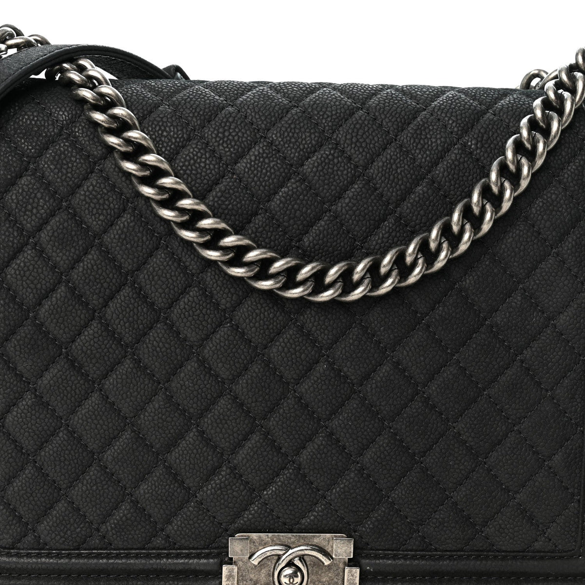 Iridescent Caviar Quilted Large Boy Flap Black