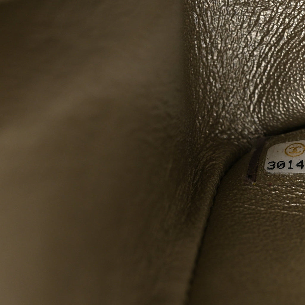 Metallic Aged Calfskin Quilted 2.55 Reissue 225 Flap Pale Gold