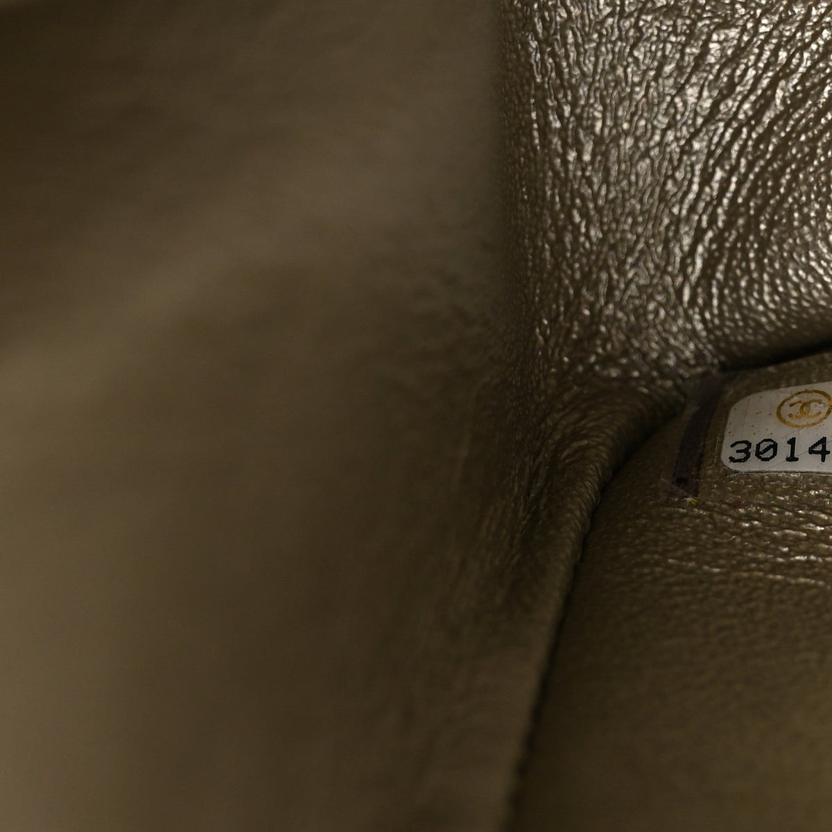Metallic Aged Calfskin Quilted 2.55 Reissue 225 Flap Pale Gold