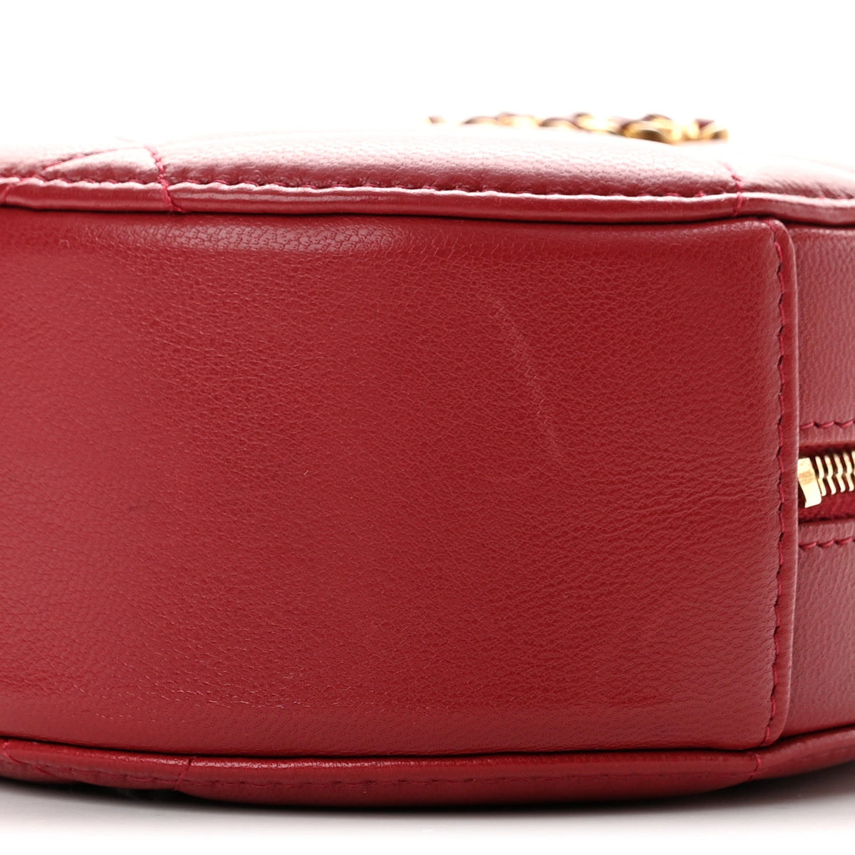 Shiny Goatskin Quilted Chanel 19 Round Clutch With Chain Red