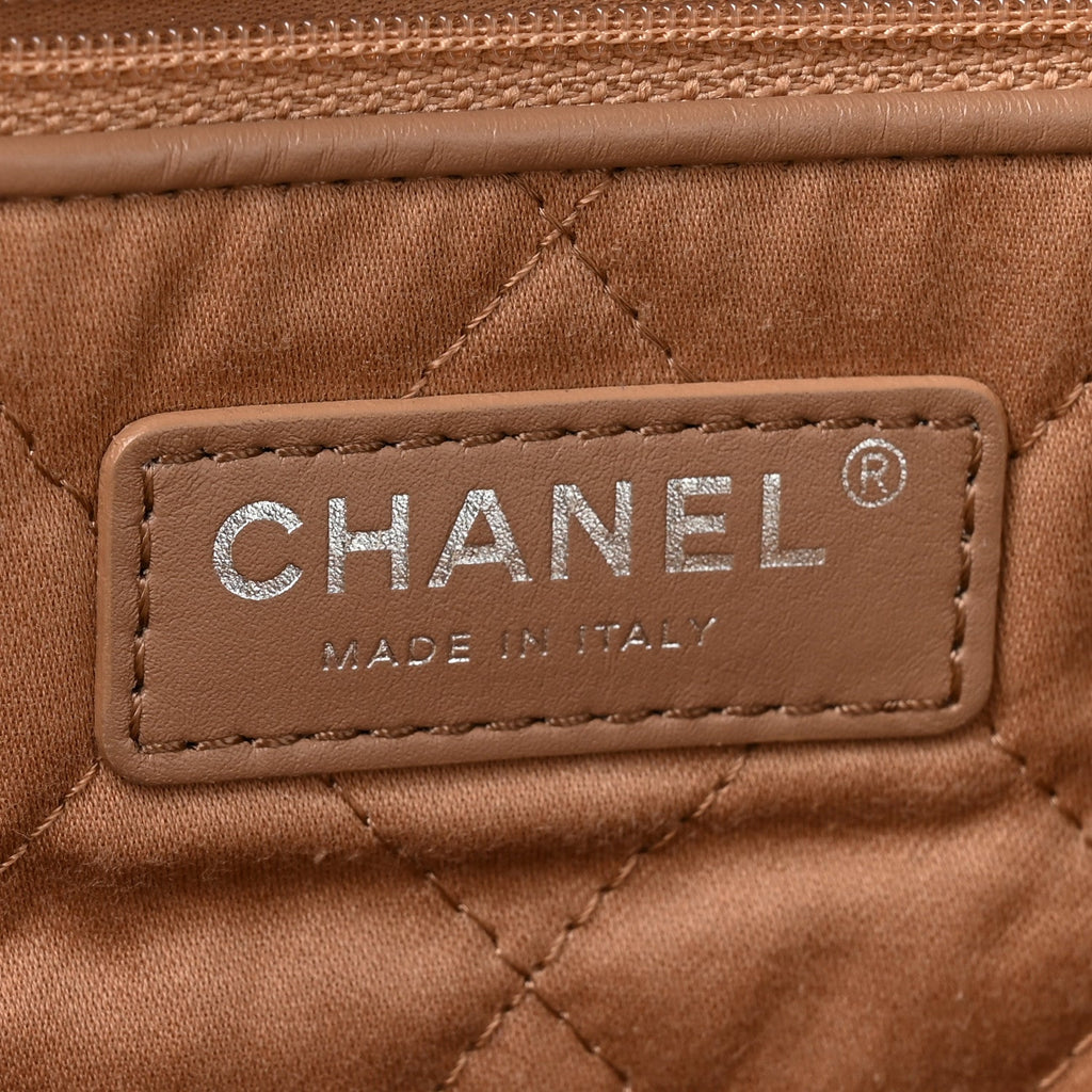 Shiny Calfskin Quilted Chanel 22 Beige