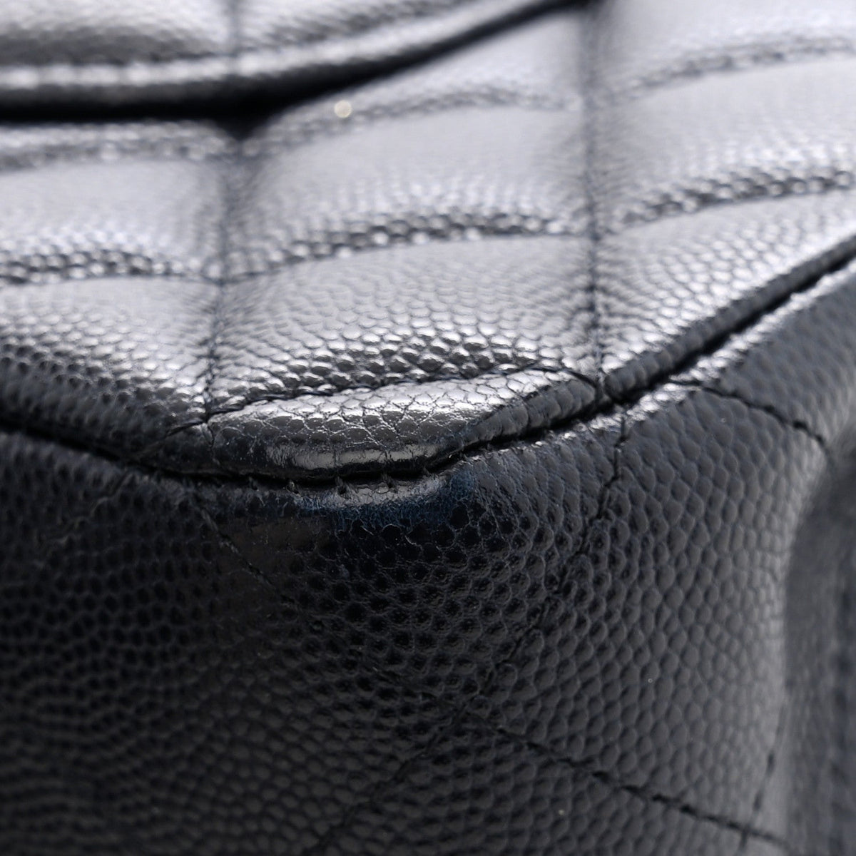 Caviar Quilted Medium Double Flap Navy