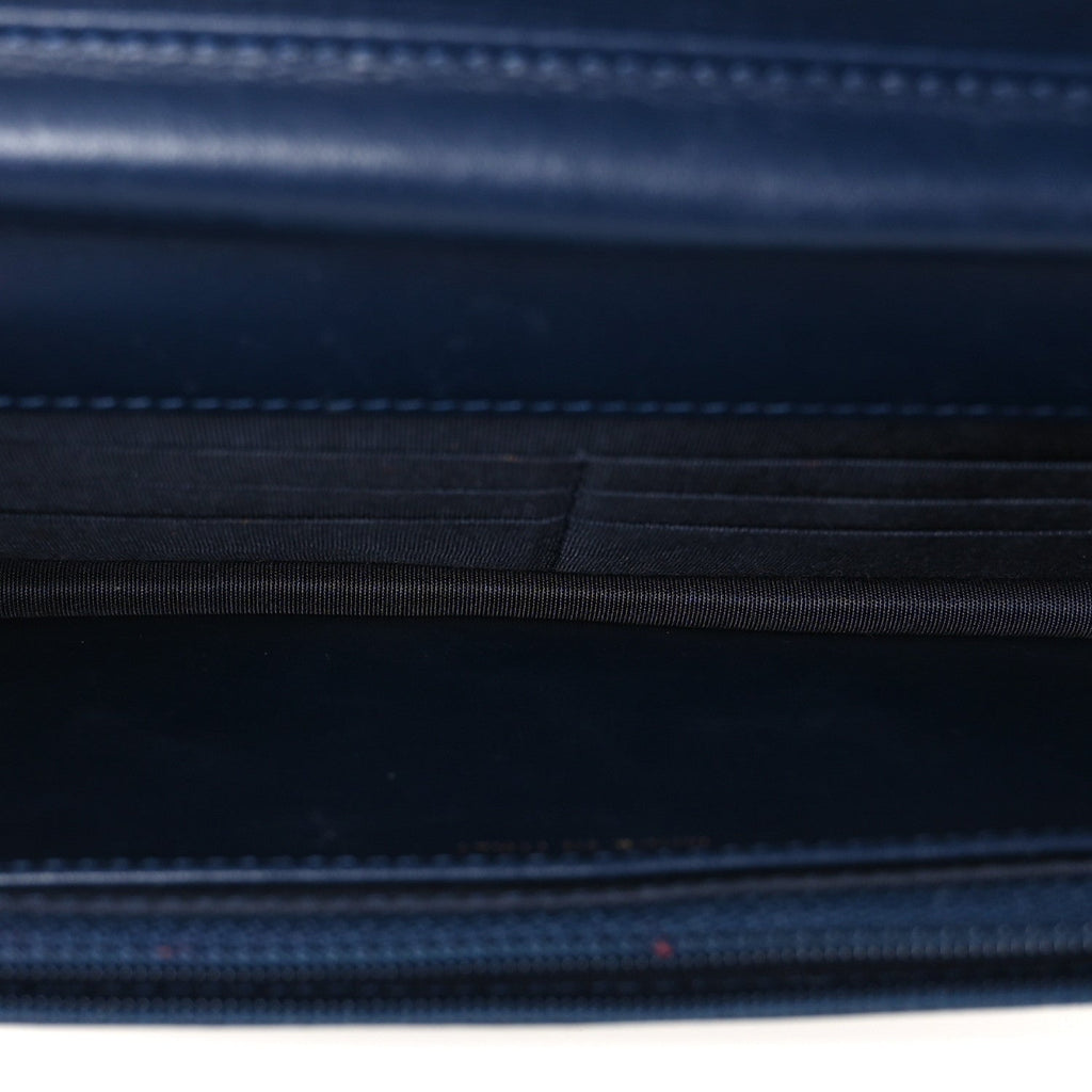 Caviar Quilted Boy Wallet On Chain WOC Navy