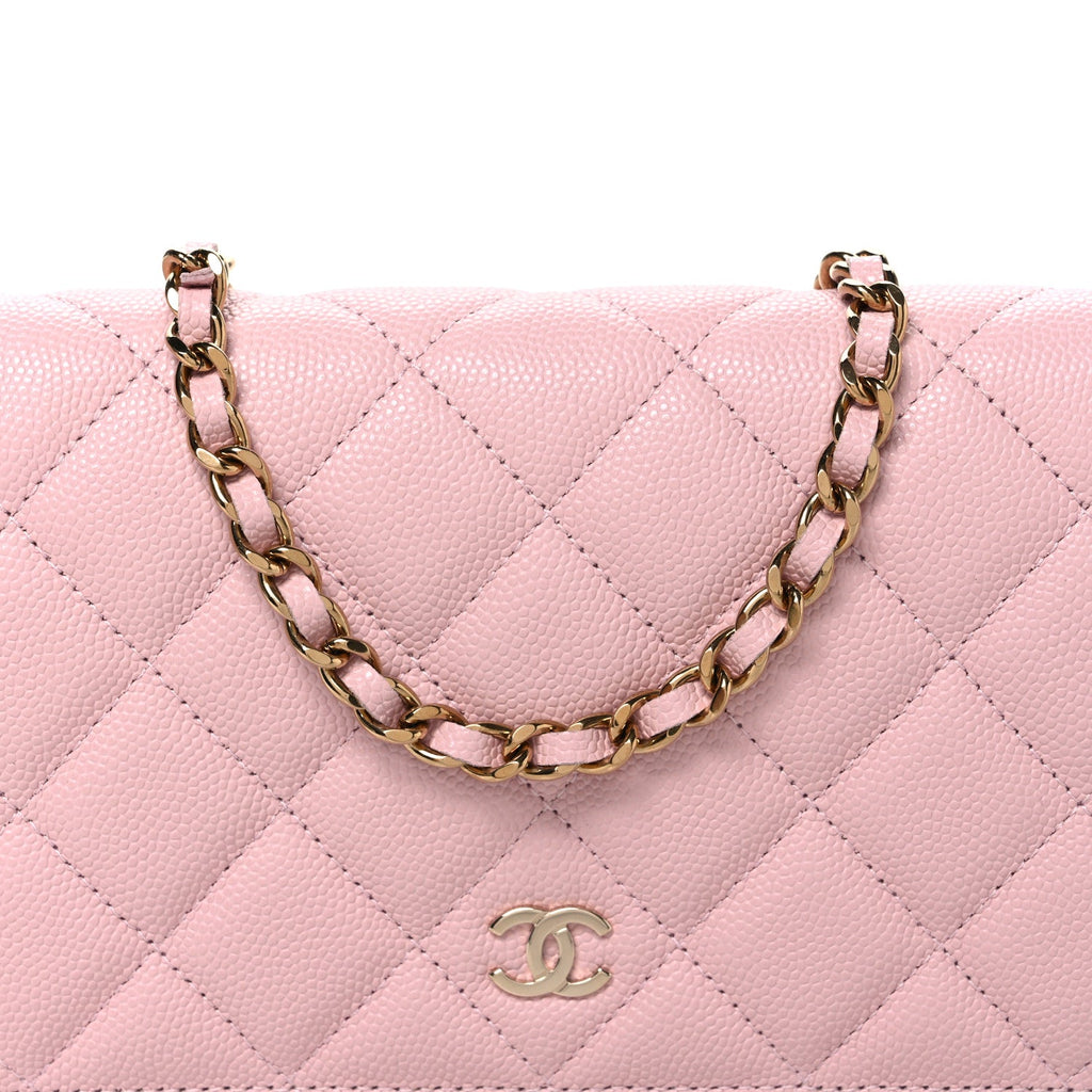 Caviar Quilted Wallet on Chain WOC Light Pink