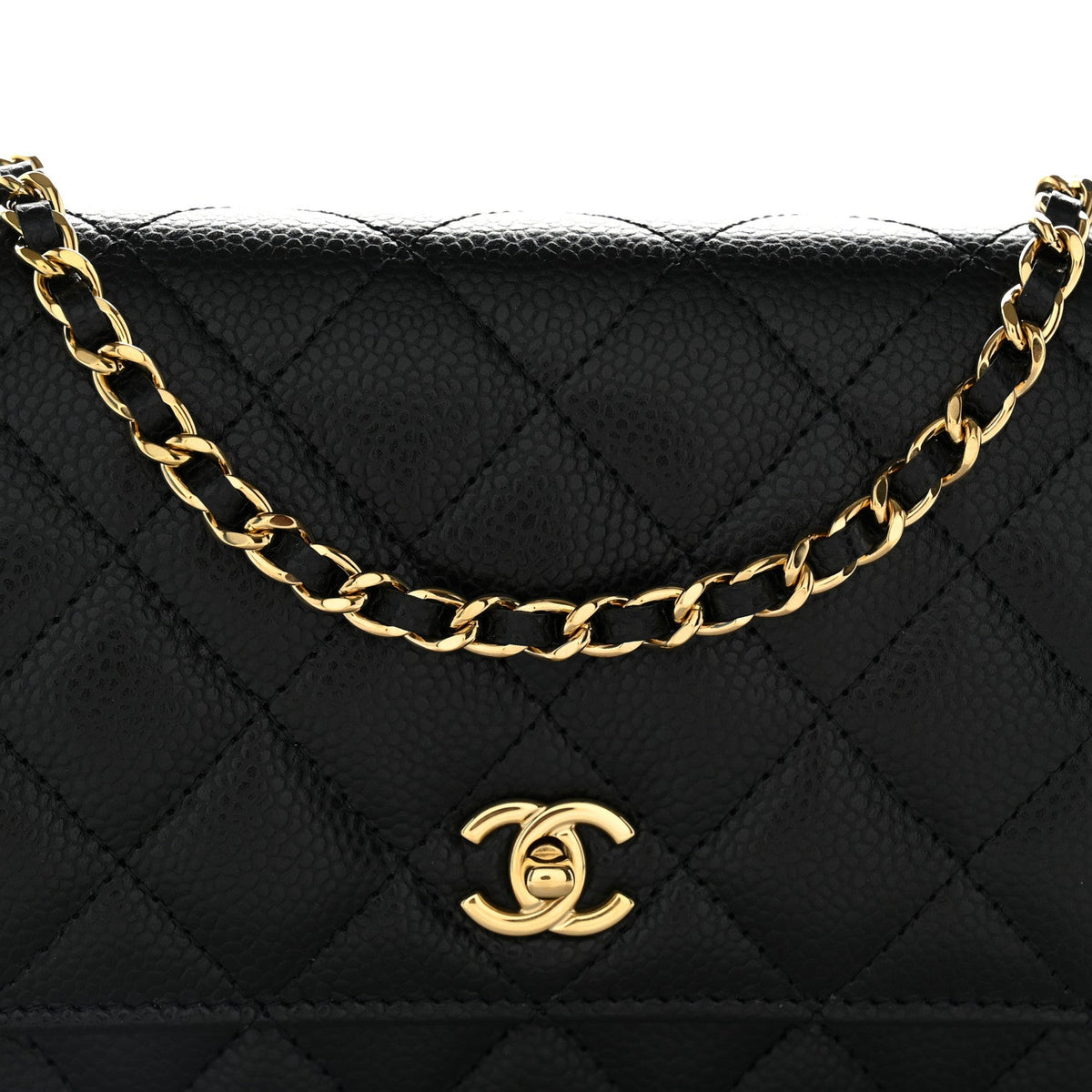 Caviar Quilted CC Turnlock Wallet On Chain WOC Black