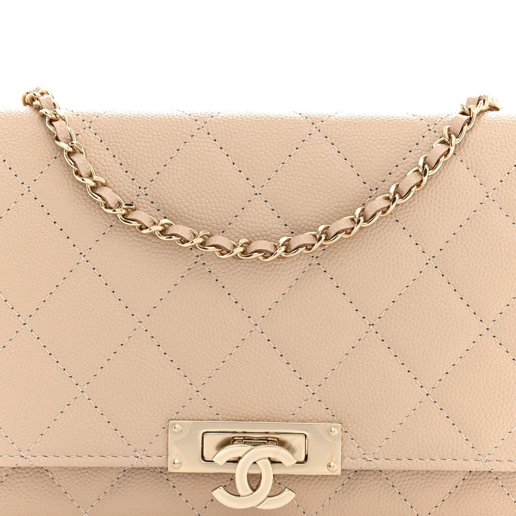 Caviar Quilted Golden Class Wallet On Chain WOC Beige