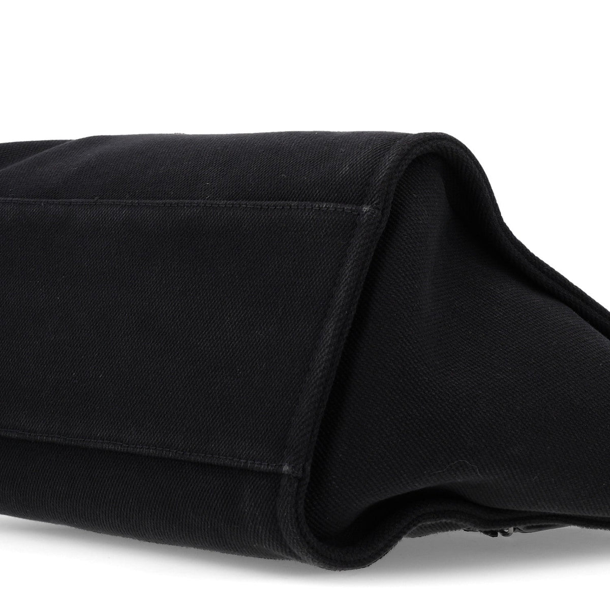 Canvas Pearl Medium Deauville Tote Black