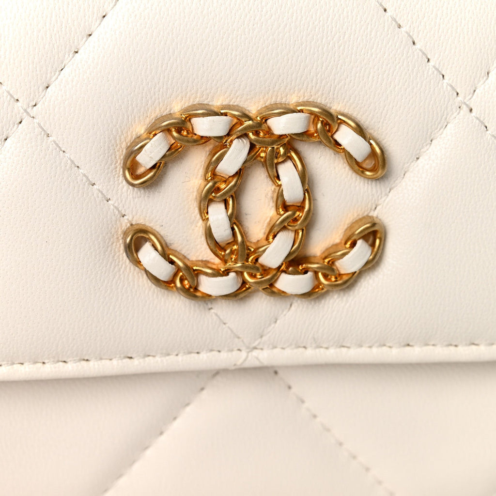 Lambskin Quilted Chanel 19 Flap Coin Purse With Chain White