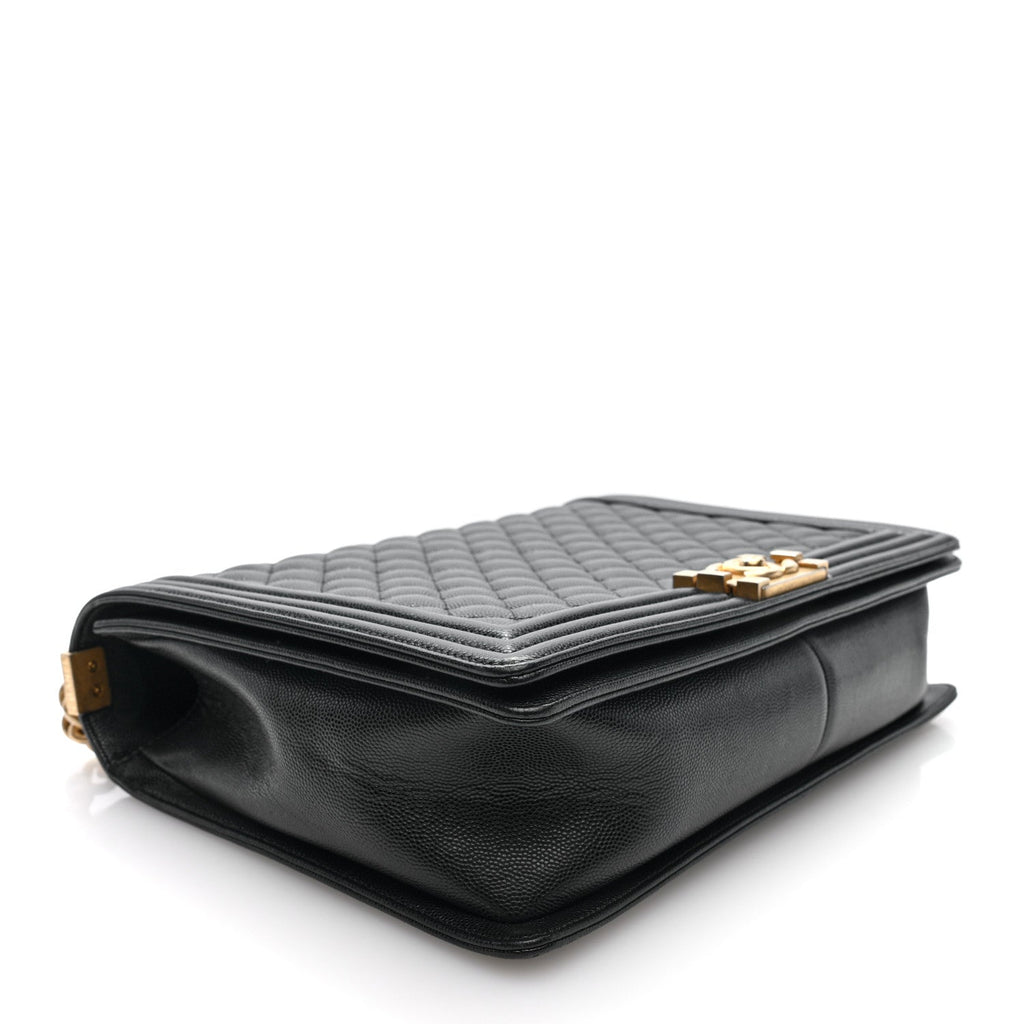 Caviar Quilted Large Boy Flap Black