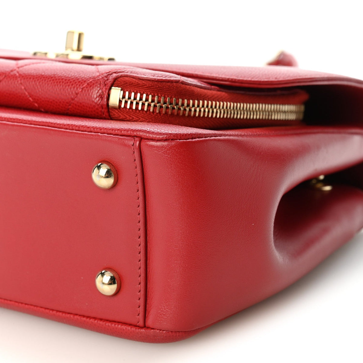 Caviar Quilted Medium Business Affinity Flap Red