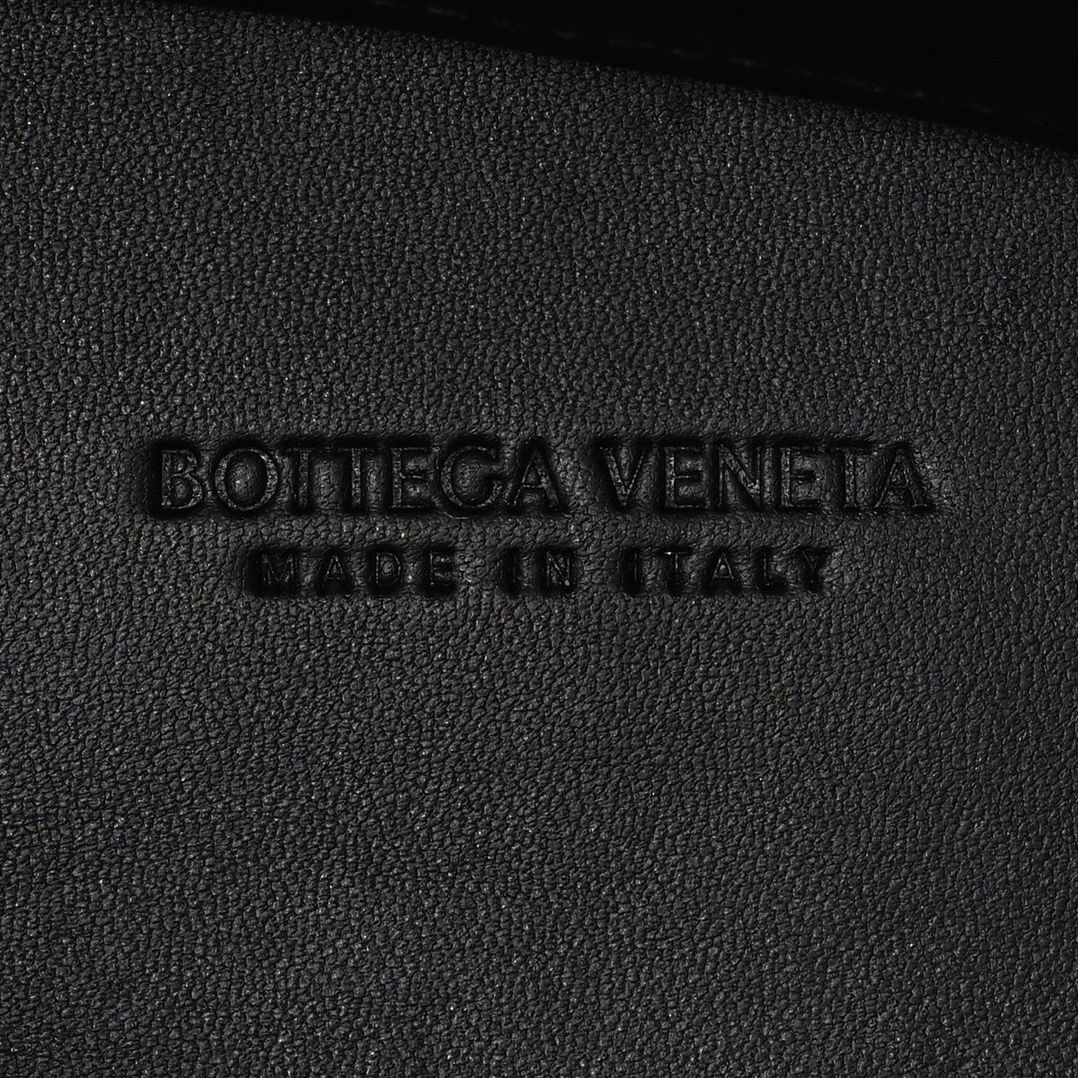 Nappa Intrecciato Medium Andiamo Shoulder Bag Black