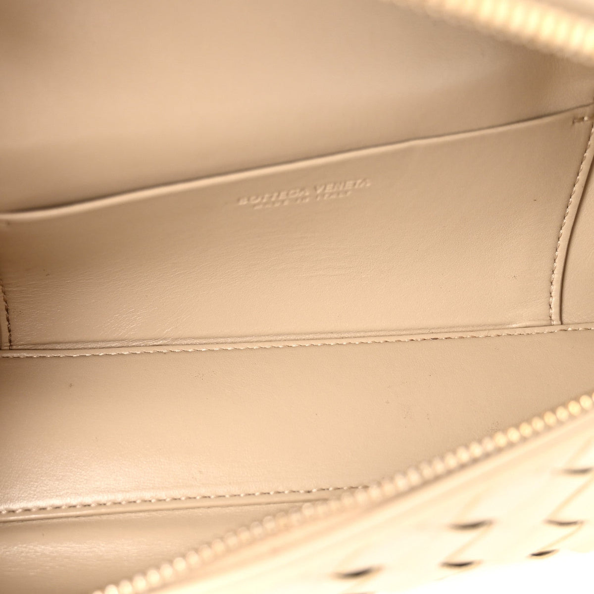 Calfskin Intrecciato Bang Bang Vanity Case Ecru