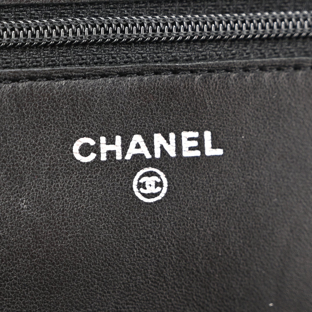 Lambskin Quilted Wallet On Chain WOC Black