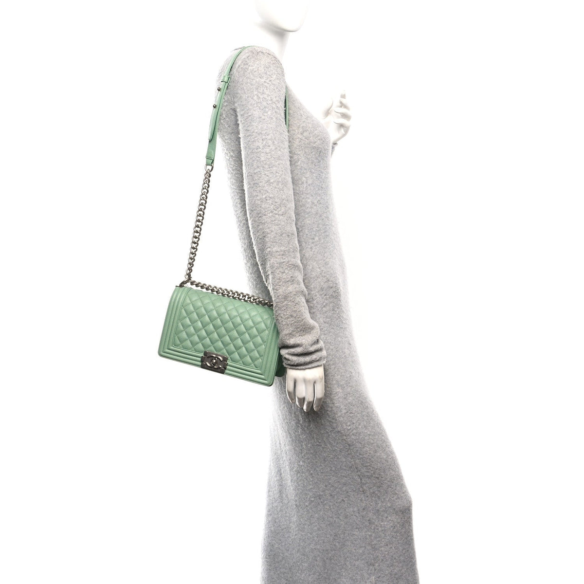 Caviar Quilted Medium Boy Flap Light Green
