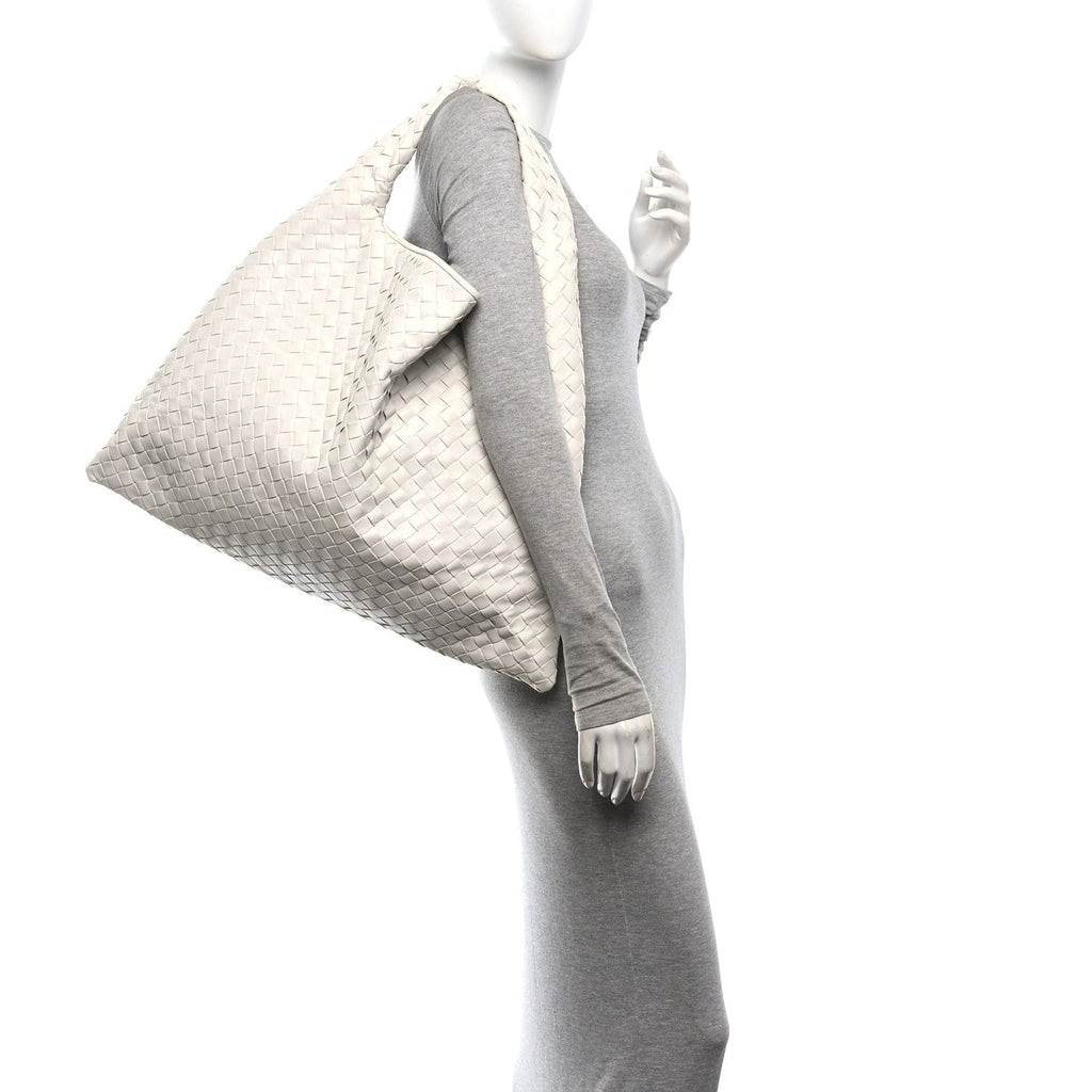 Calfskin Intrecciato Large Hop White