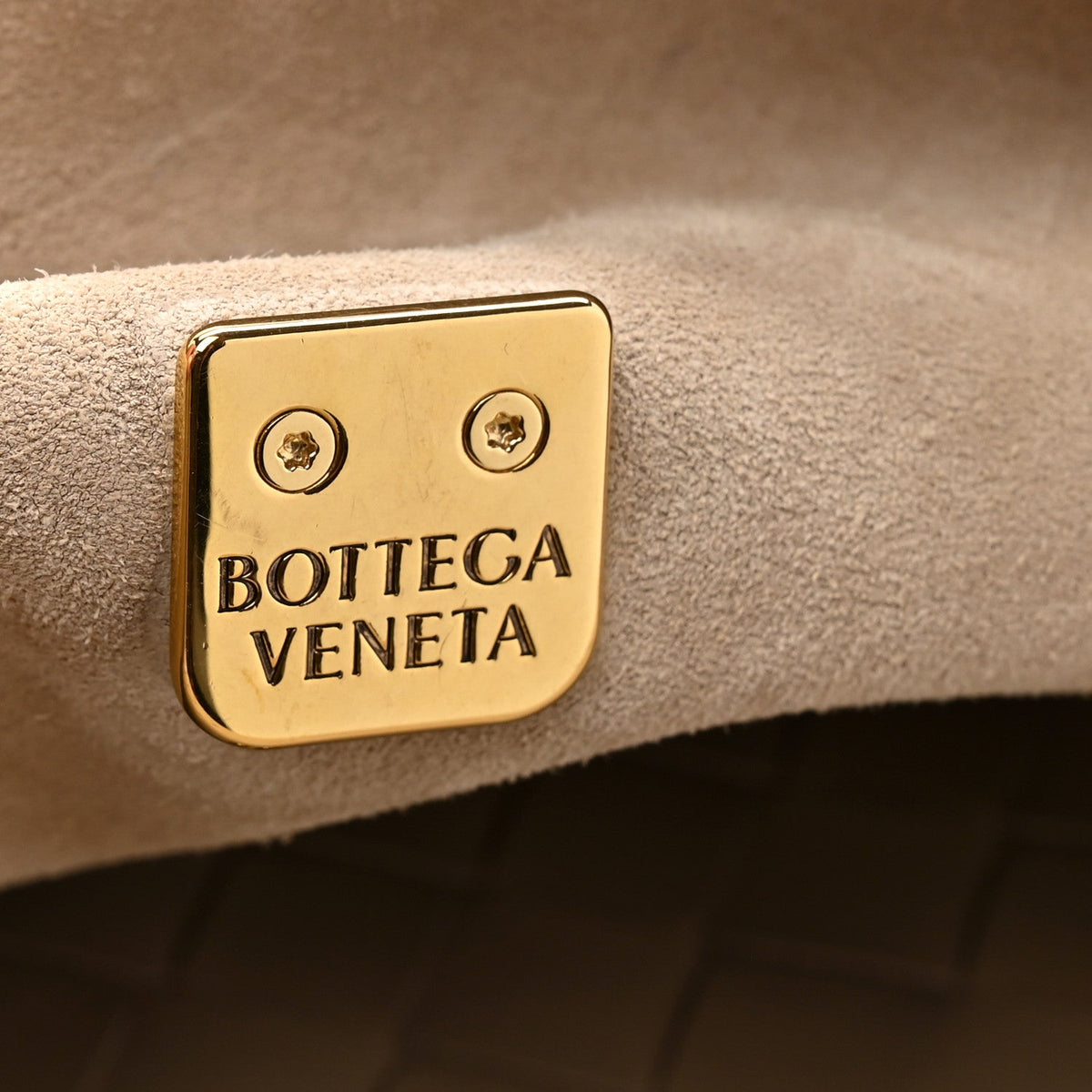 Silky Calfskin Medium Ciao Ciao Ecru