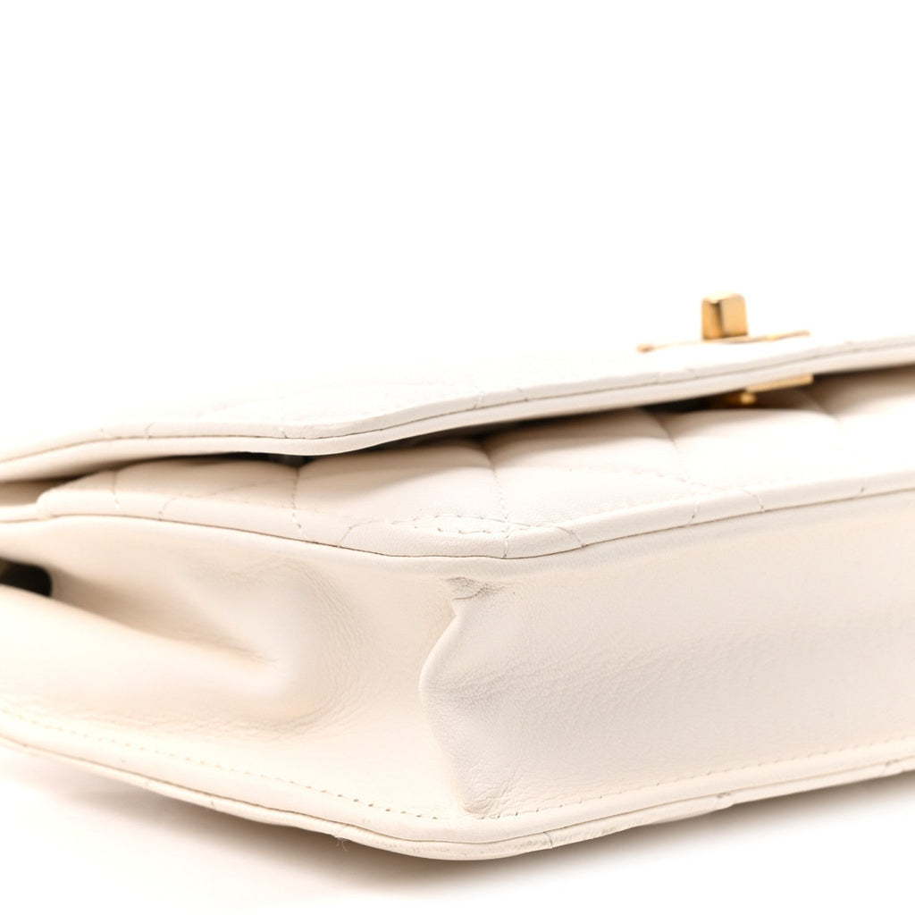 Lambskin Quilted CC Pearl Crush Wallet on Chain WOC White
