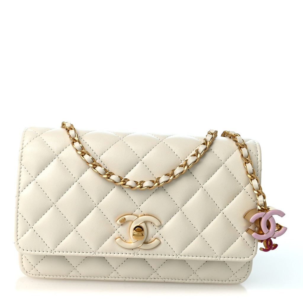 Lambskin Enamel Quilted CC Slide Wallet On Chain WOC White
