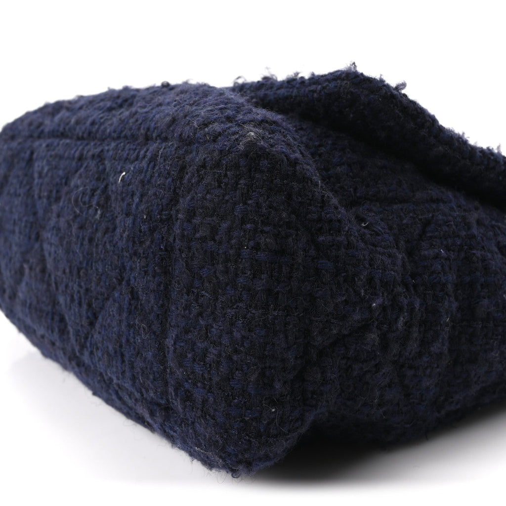 Tweed Quilted Maxi Chanel 19 Flap Navy