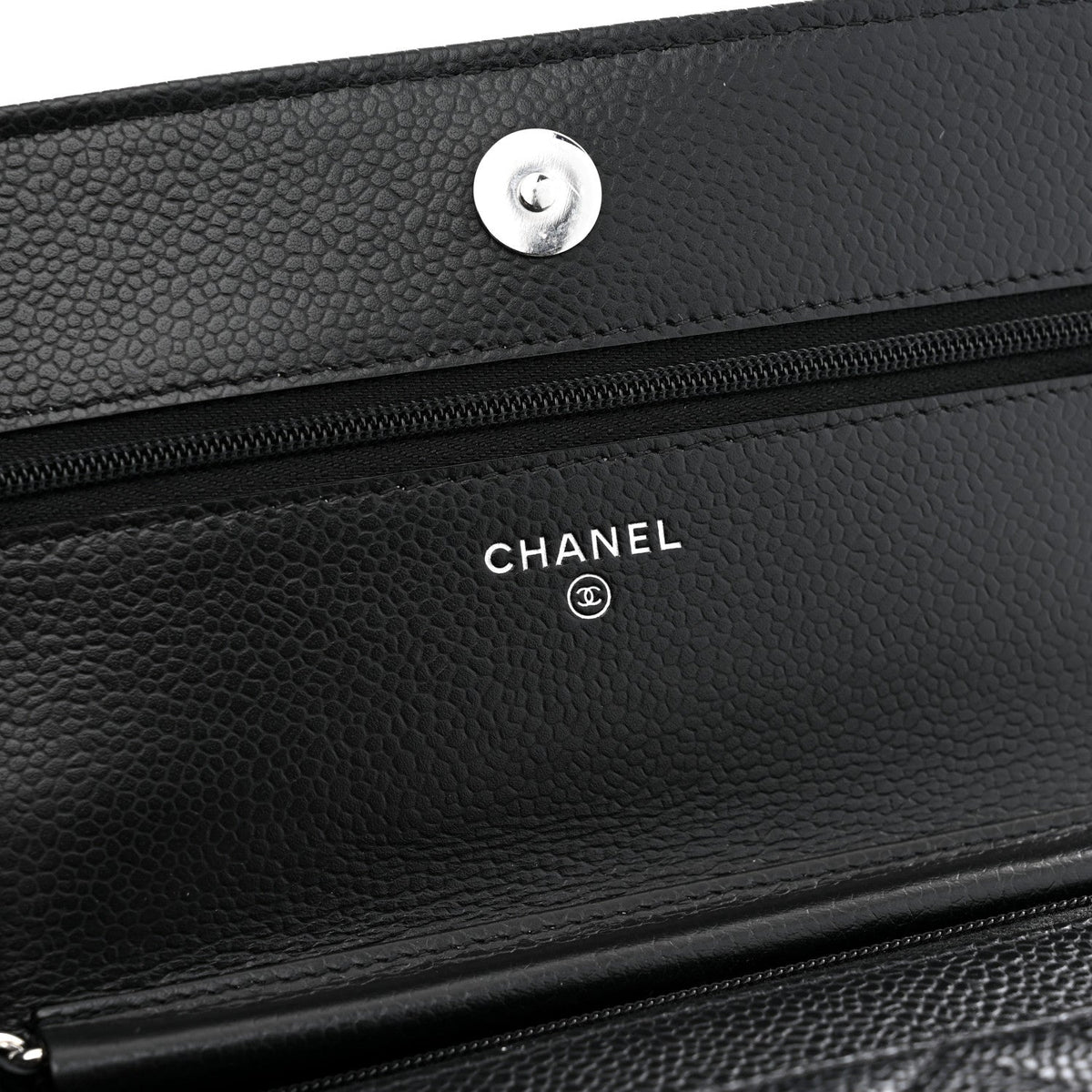 Caviar Quilted Wallet on Chain WOC Black