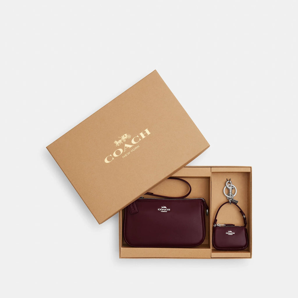 Coach Outlet Boxed Nolita 19 And Nolita Bag Charm Set