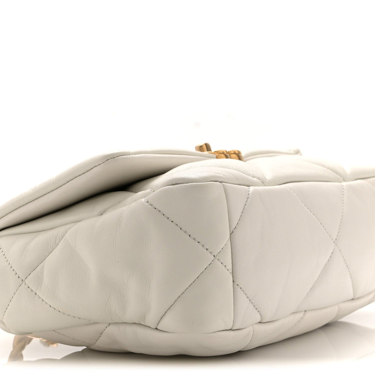 Lambskin Quilted Medium Chanel 19 Flap White