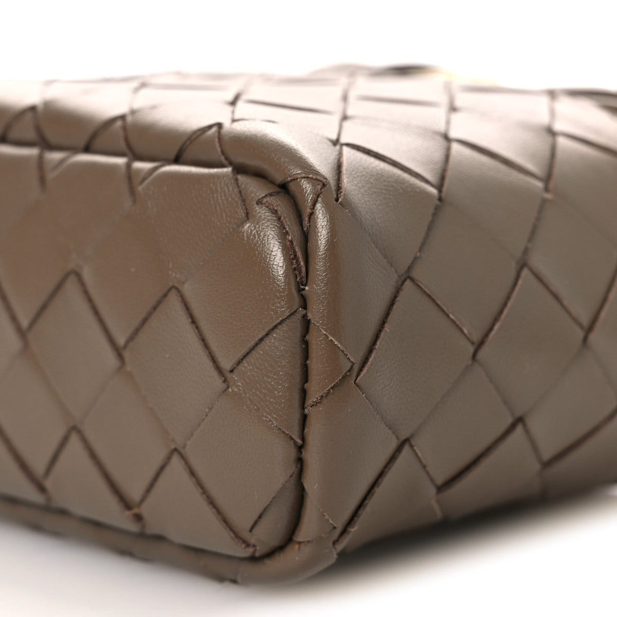 Calfskin Intrecciato Bang Bang Vanity Case Pinecone