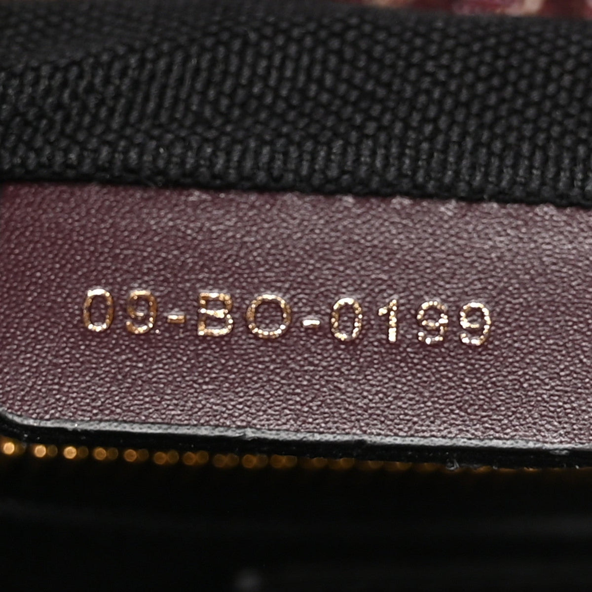 Oblique 30 Montaigne Flap Bag Burgundy
