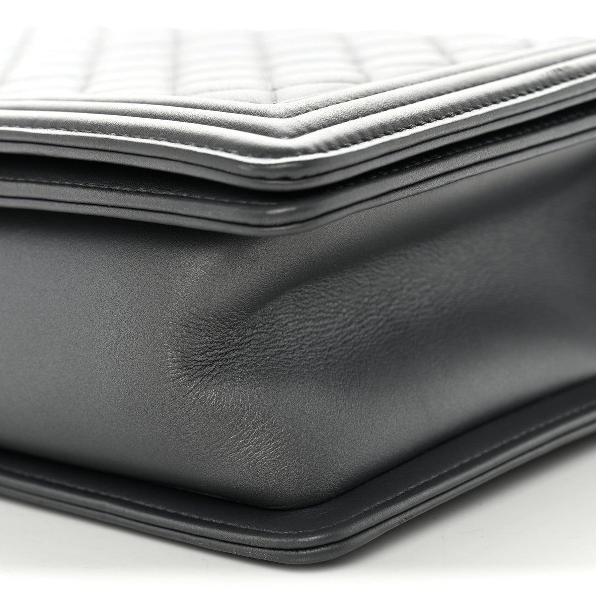 Metallic Calfskin Quilted New Medium Boy Flap Grey