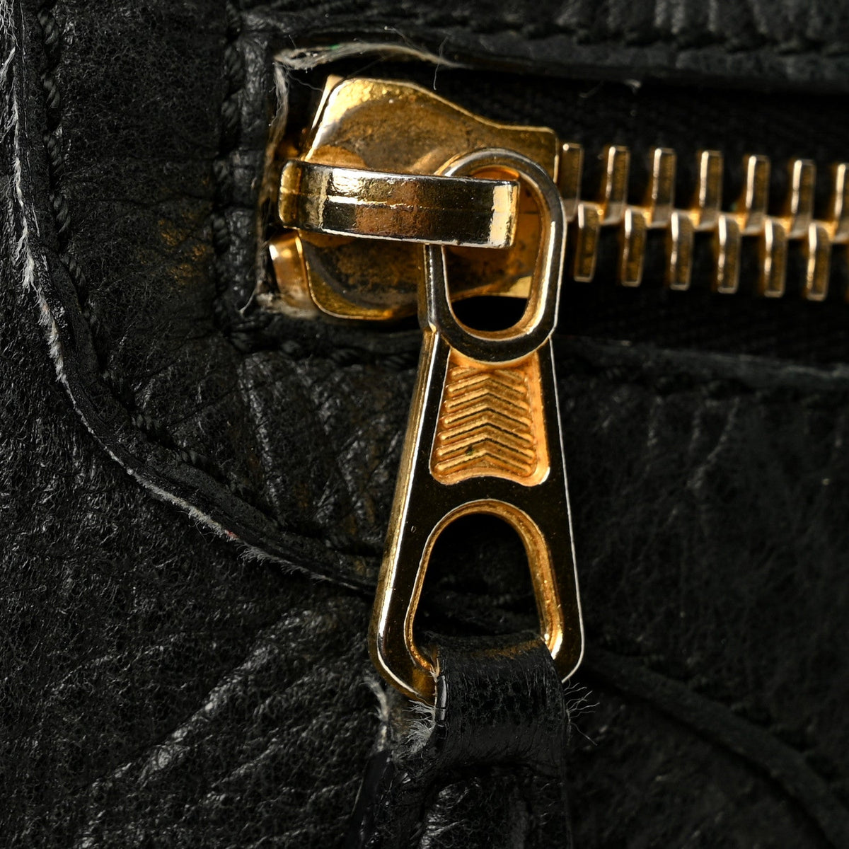 Agneau Giant 21 Gold Hardware Work Black