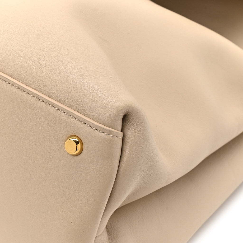 Silky Calfskin Medium Ciao Ciao Ecru