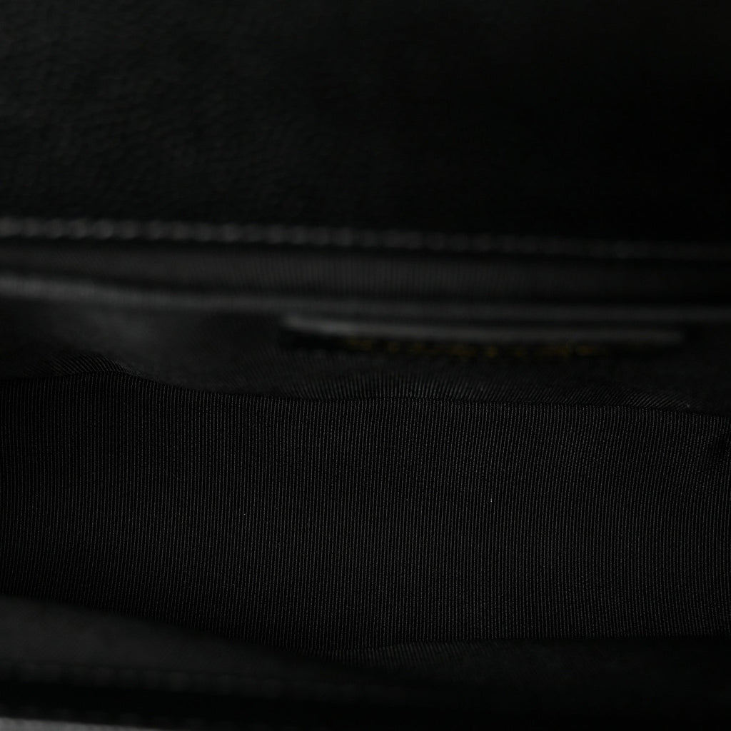 Caviar Quilted Medium Boy Flap Black