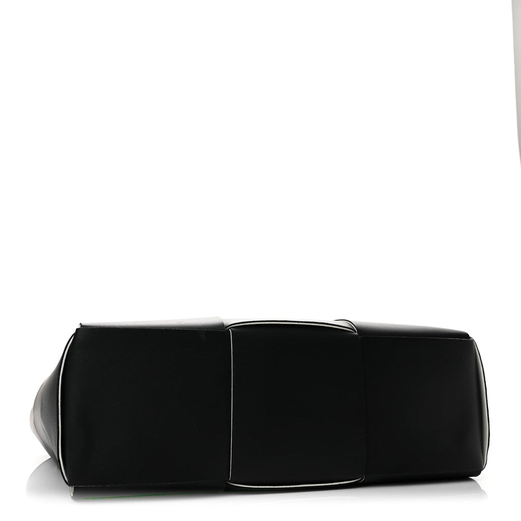 Nappa Maxi Intrecciato Medium Arco Tote Black White