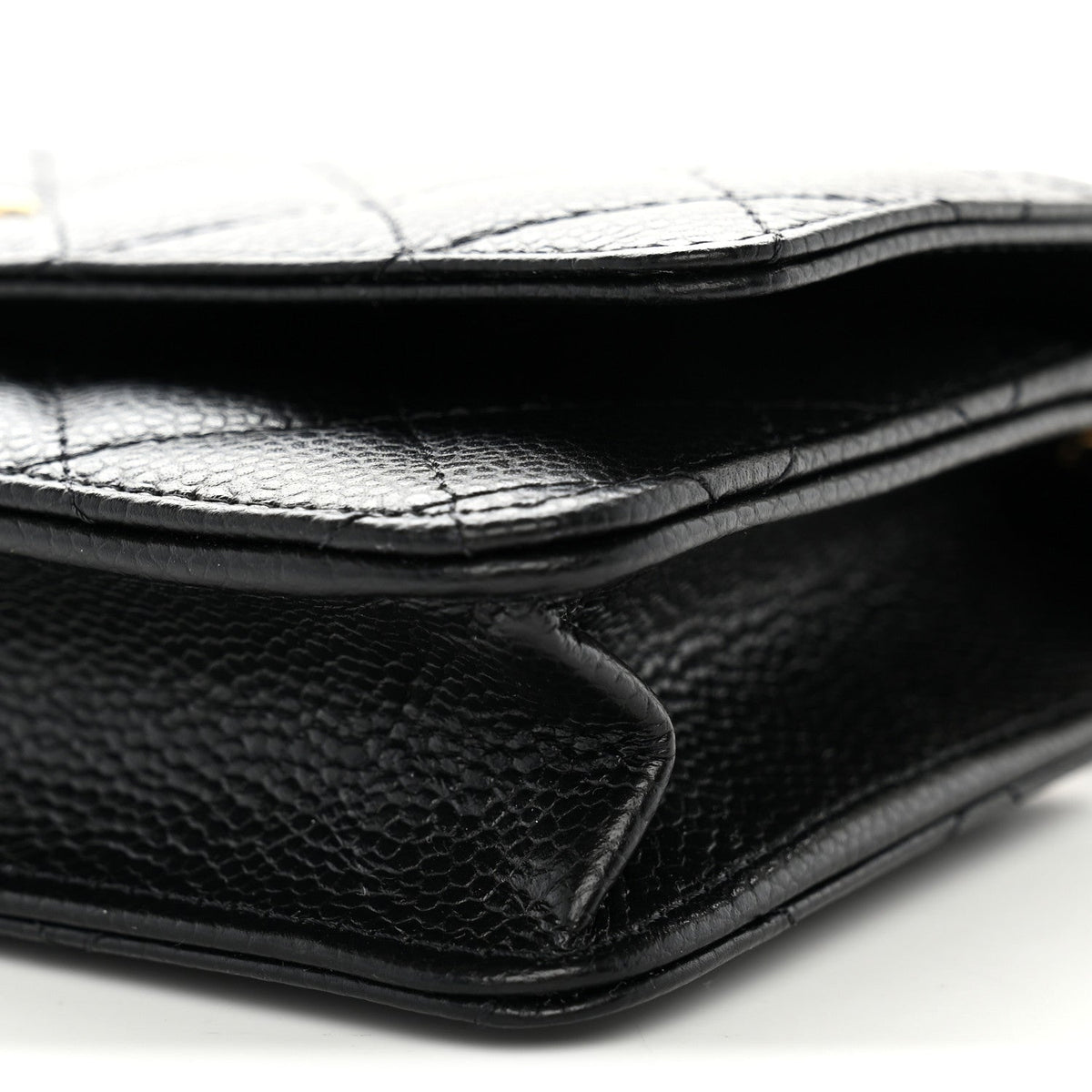 Caviar Quilted CC Turnlock Wallet On Chain WOC Black