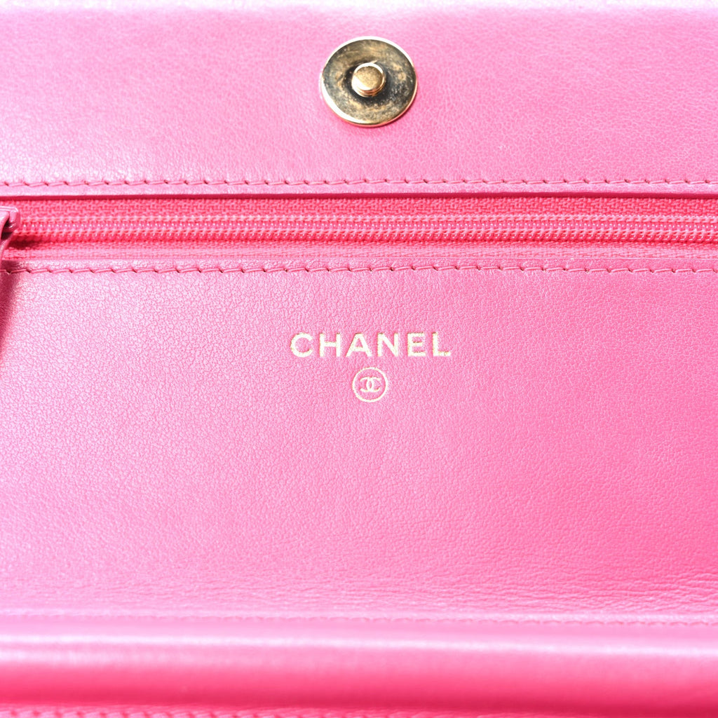 Tweed Quilted Wallet On Chain WOC Pink