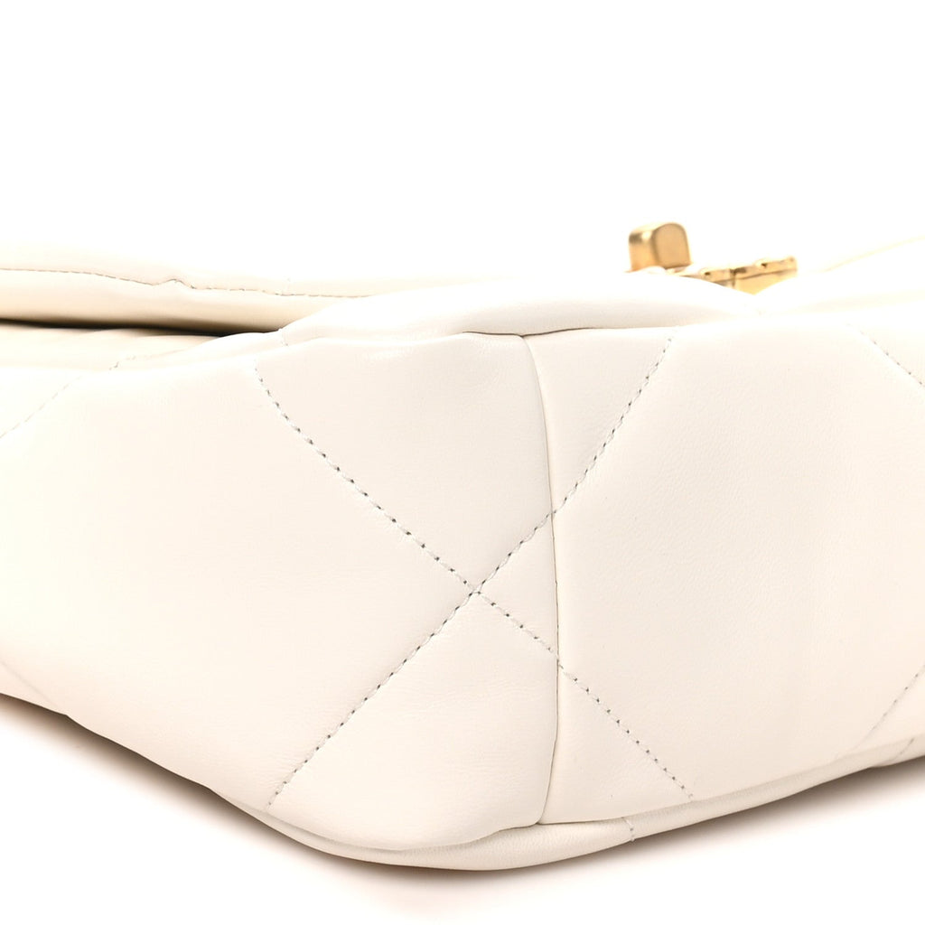 Lambskin Quilted Medium Chanel 19 Flap White