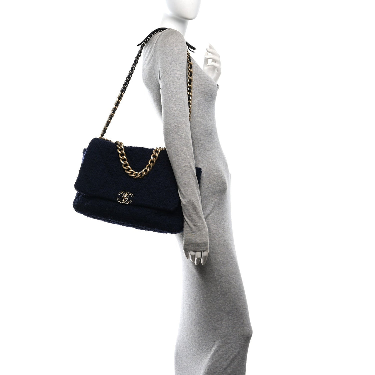 Tweed Quilted Maxi Chanel 19 Flap Navy