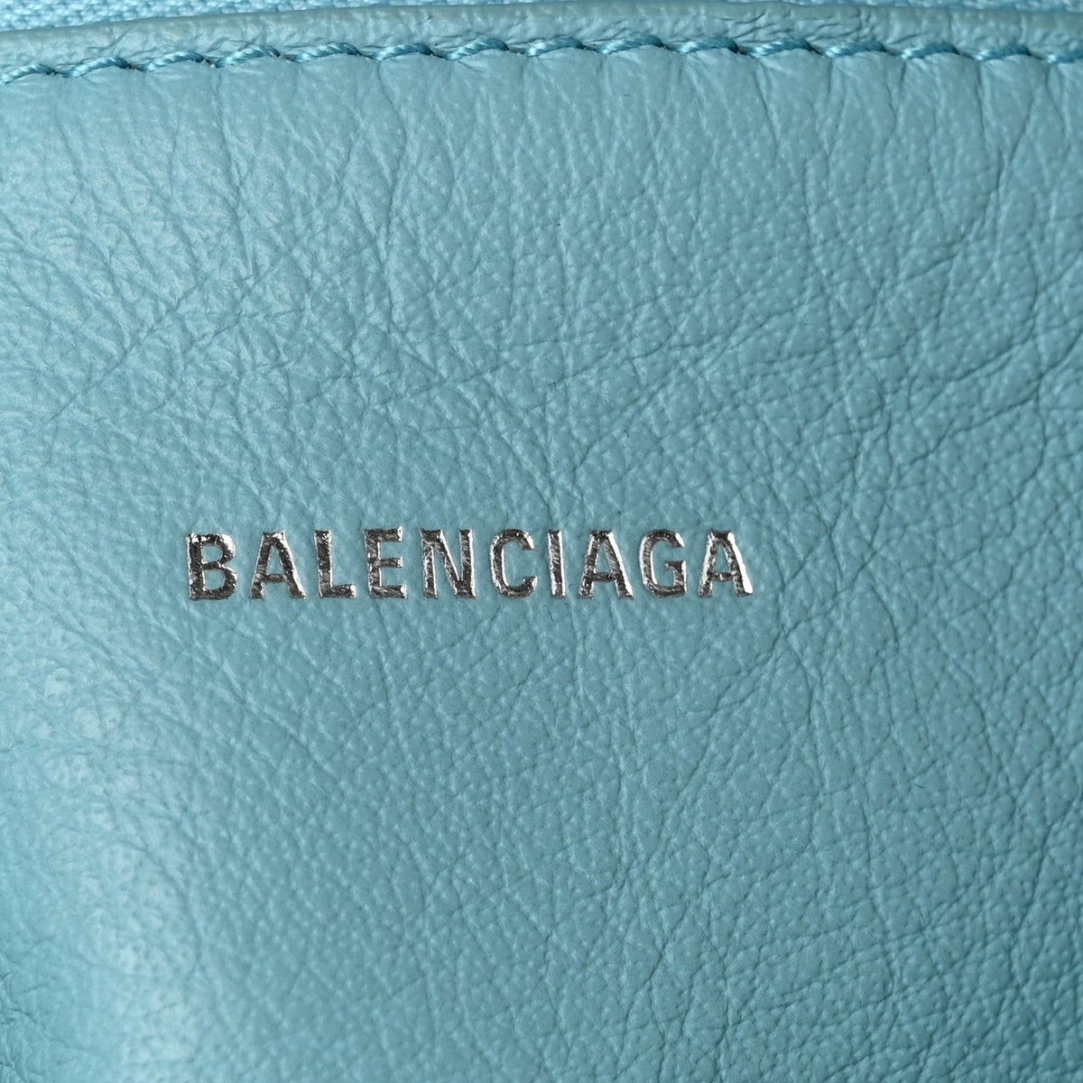 Supple Calfskin Papier Mini A4 Zip Around Tote Bleu Caraibes