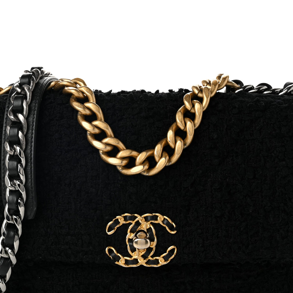 Tweed Quilted Medium Chanel 19 Flap Black