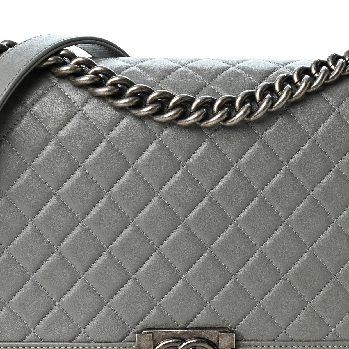 Lambskin Quilted New Medium Boy Flap Grey