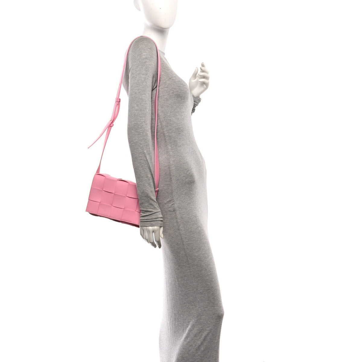 Lambskin Maxi Intrecciato Cassette Crossbody Bag Ribbon