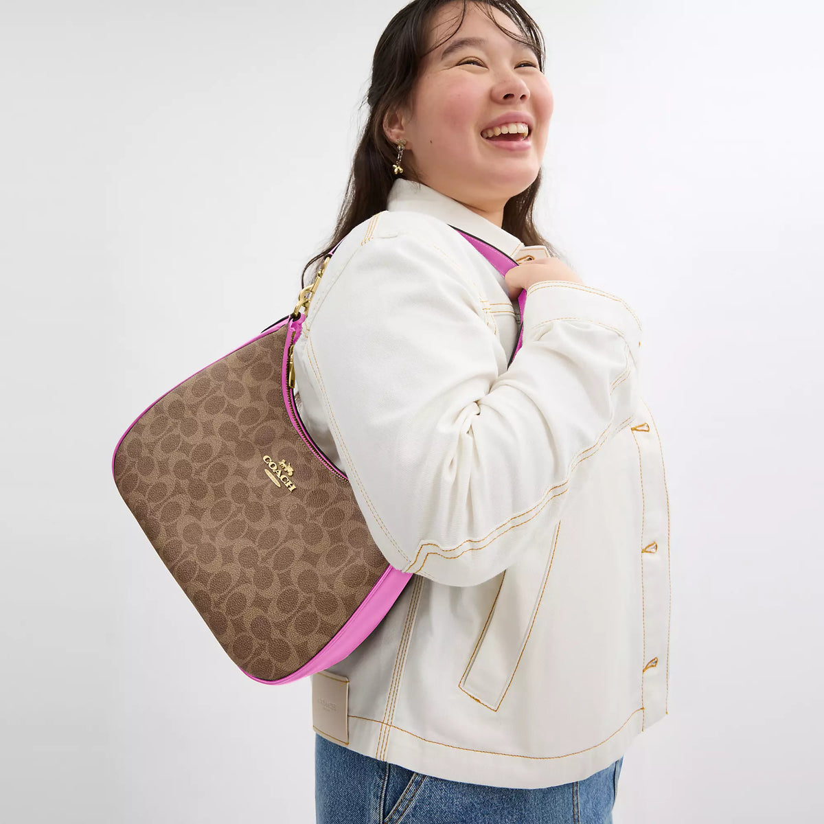 Coach Outlet Teri Hobo Bag In Signature Canvas