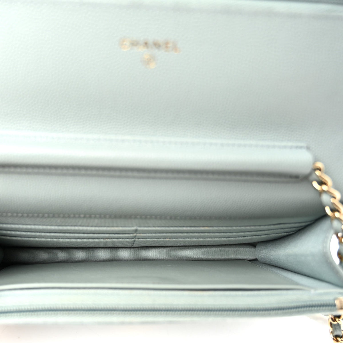 Caviar Quilted Wallet on Chain WOC Light Blue