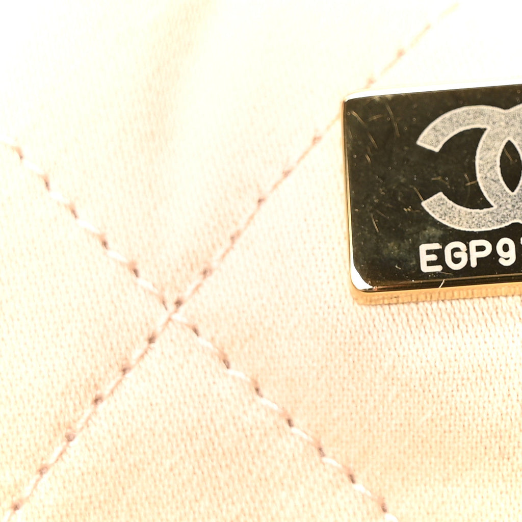 Shiny Calfskin Quilted Small Chanel 22 White