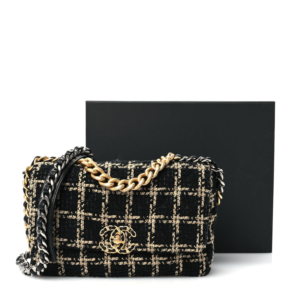 Tweed Quilted Medium Chanel 19 Flap Black Beige