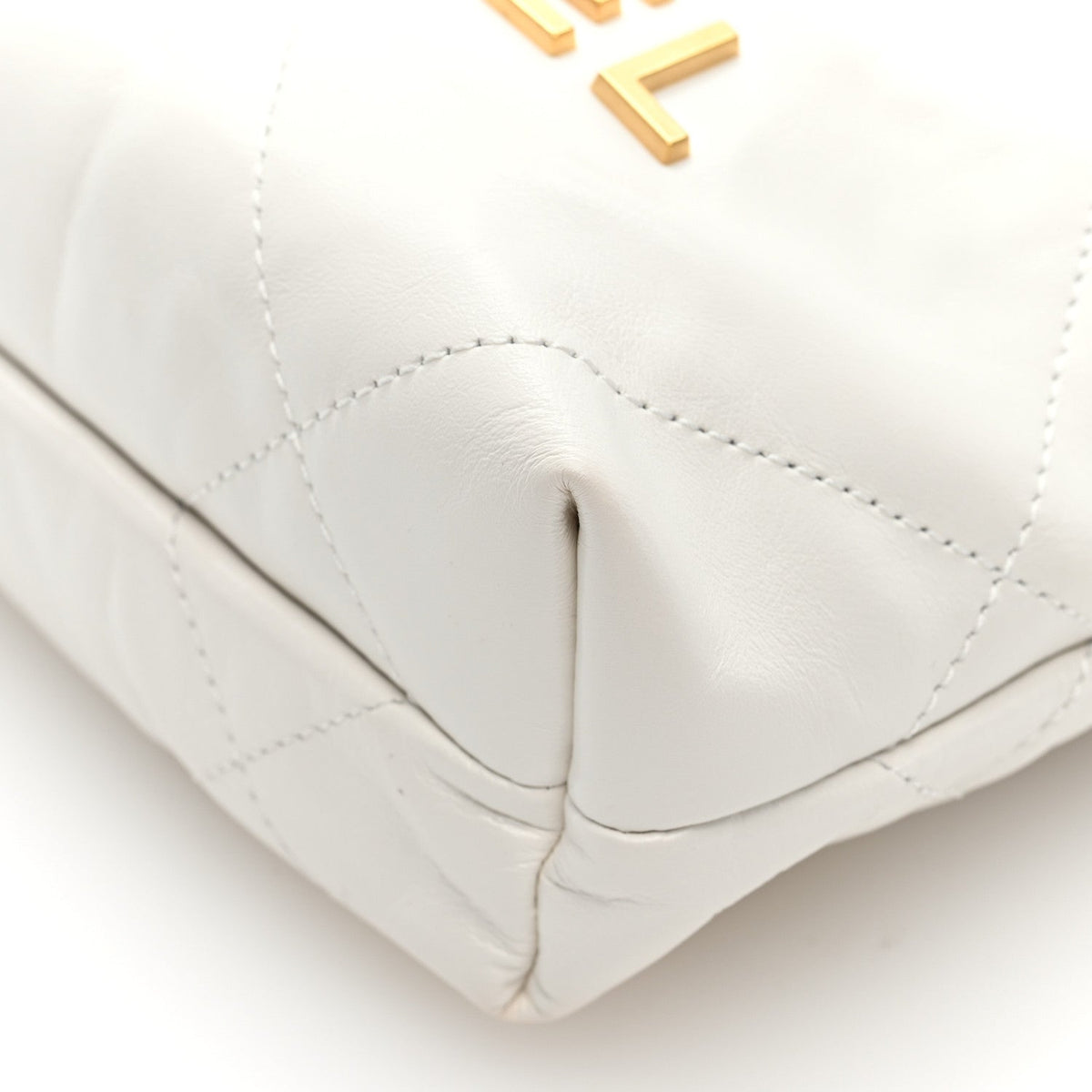 Shiny Calfskin Quilted Mini Chanel 22 White